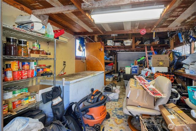 1516 Rainier Avenue, Everett, WA 98201