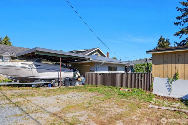 1516 Rainier Avenue, Everett, WA 98201