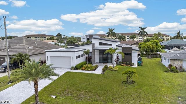 1882 Coral Point DR, Cape Coral, FL 33990