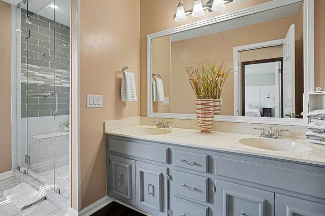 207 Montchanin Dr, Old Hickory, TN 37138