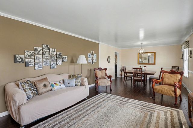 207 Montchanin Dr, Old Hickory, TN 37138