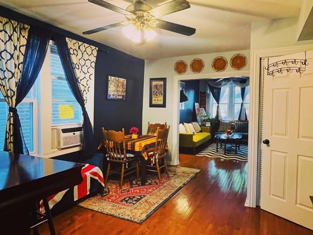 2840 W 21st Place 1, Chicago, IL 60623