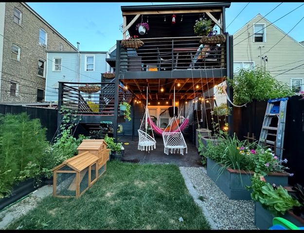 2840 W 21st Place 1, Chicago, IL 60623