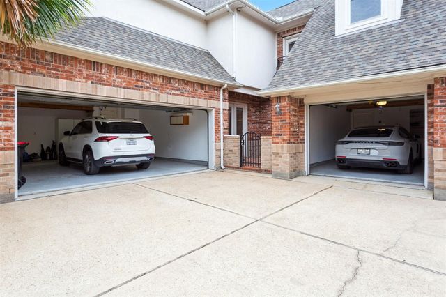5715 Santa Fe Springs Drive, Houston, TX 77041