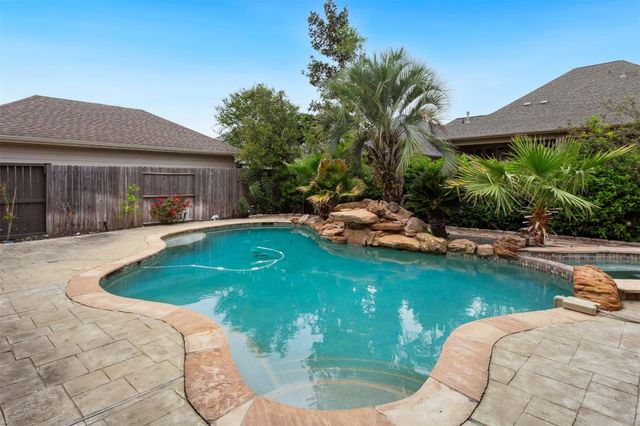 5715 Santa Fe Springs Drive, Houston, TX 77041