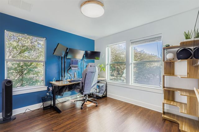 1601 Miriam Ave 302, Austin, TX 78702