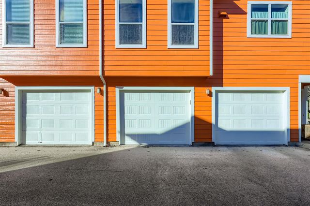 1601 Miriam Ave 302, Austin, TX 78702