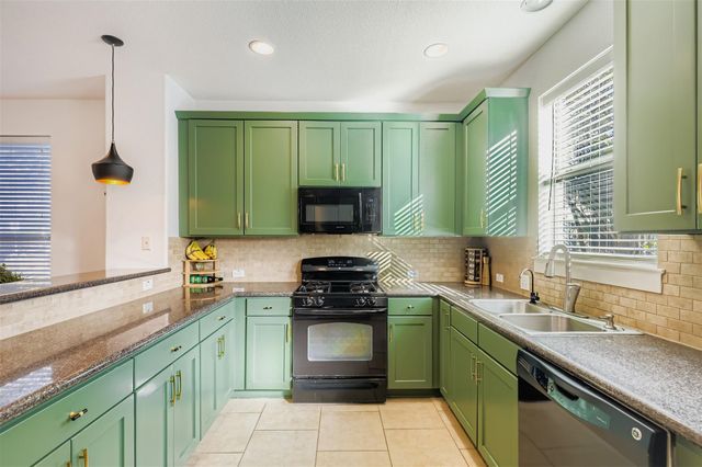 1601 Miriam Ave 302, Austin, TX 78702