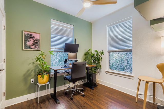 1601 Miriam Ave 302, Austin, TX 78702