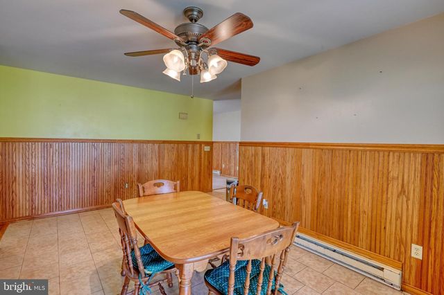 26 E BETHANY RD, Newmanstown, PA 17073