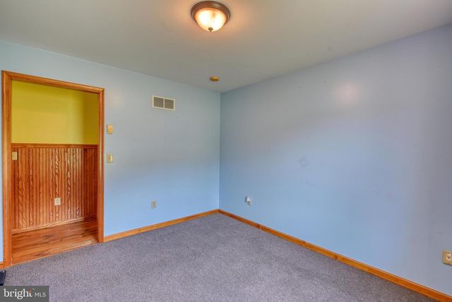 26 E BETHANY RD, Newmanstown, PA 17073