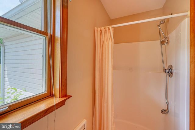 26 E BETHANY RD, Newmanstown, PA 17073