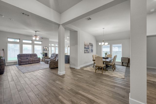 15811 Tayden Point Drive, Humble, TX 77346