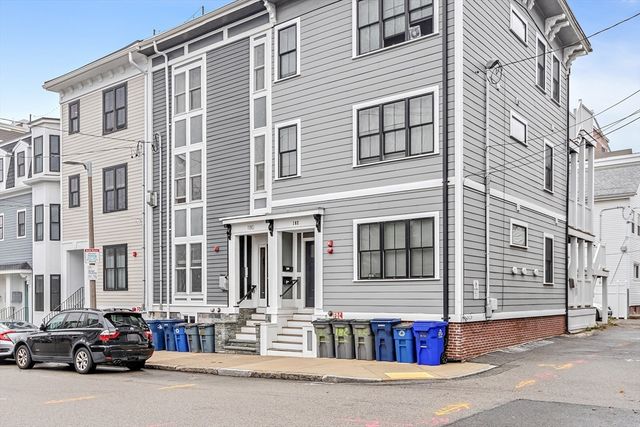 180 W 7th St 3, Boston, MA 02127