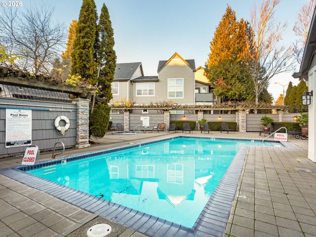 758 Se FAIRWINDS Loop, Vancouver, WA 98661