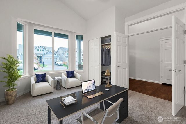 9041 Wyatt Loop SE, Tumwater, WA 98501