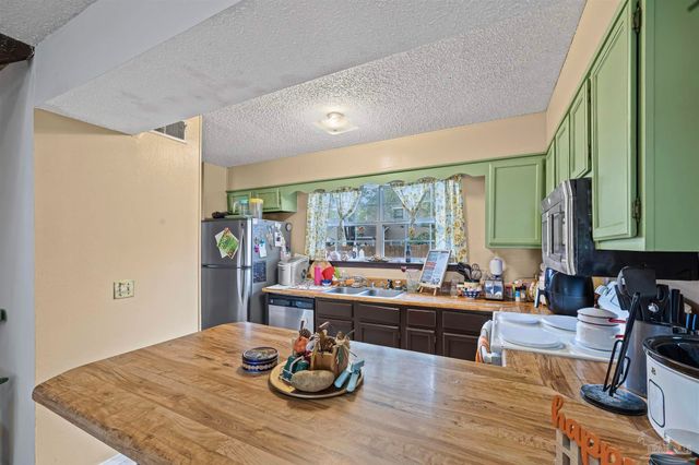 3010 Cedarwood Village Ln, Pensacola, FL 32514