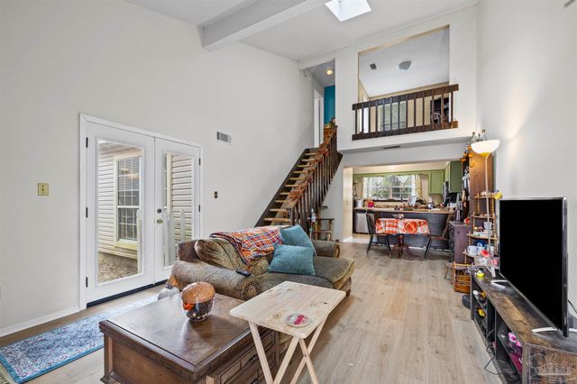 3010 Cedarwood Village Ln, Pensacola, FL 32514