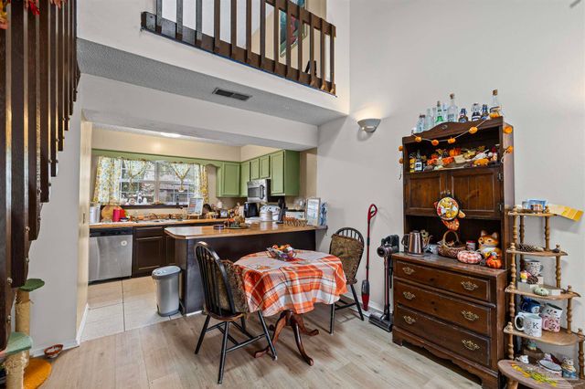 3010 Cedarwood Village Ln, Pensacola, FL 32514