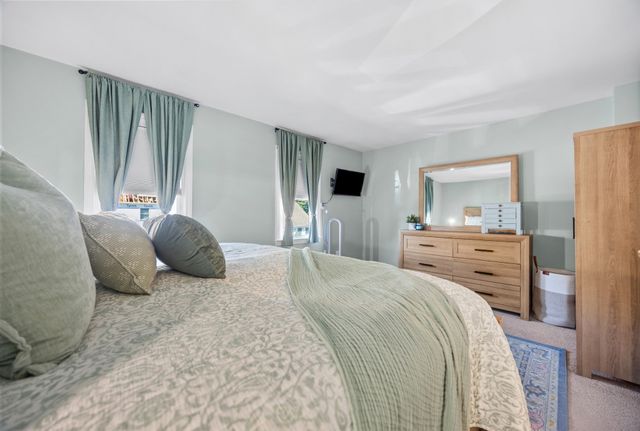 805 Brookline Way 805, Rockland, MA 02370