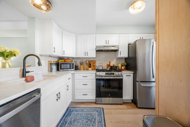 805 Brookline Way 805, Rockland, MA 02370