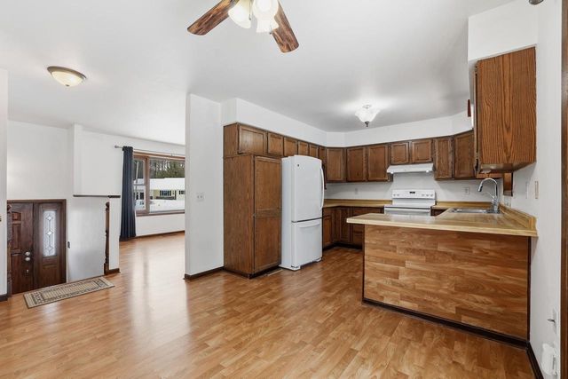 1301 SPRUCE DRIVE, Plover, WI 54467