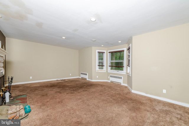 7322 BLACK HORSE PIKE, Mays Landing, NJ 08330