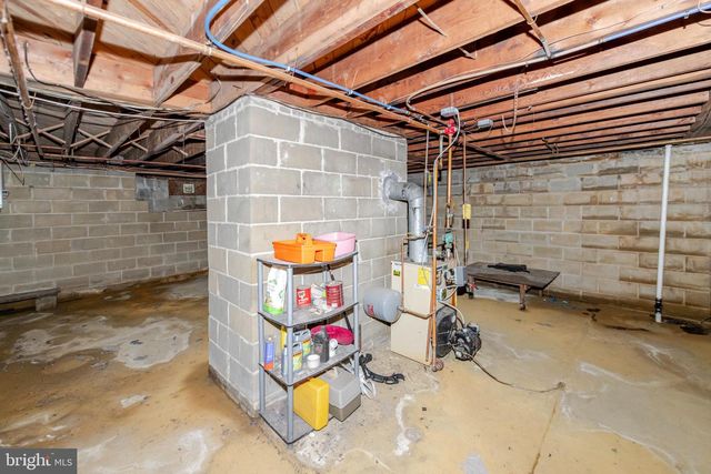 7322 BLACK HORSE PIKE, Mays Landing, NJ 08330