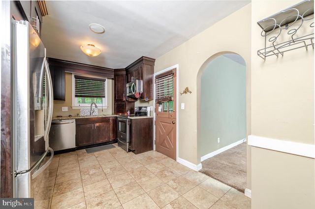 7322 BLACK HORSE PIKE, Mays Landing, NJ 08330