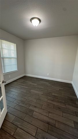 406 Parkford Drive, Fate, TX 75087