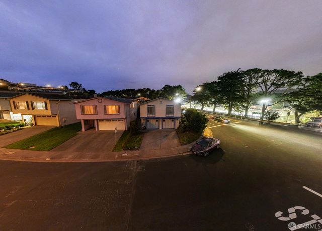 100 Wembley Drive, Daly City, CA 94015