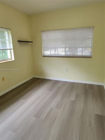 3071 Riverside Dr 11, Coral Springs, FL 33065