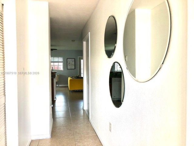 3071 Riverside Dr 11, Coral Springs, FL 33065