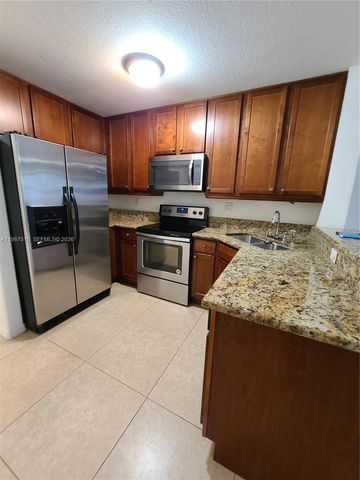 3071 Riverside Dr 11, Coral Springs, FL 33065