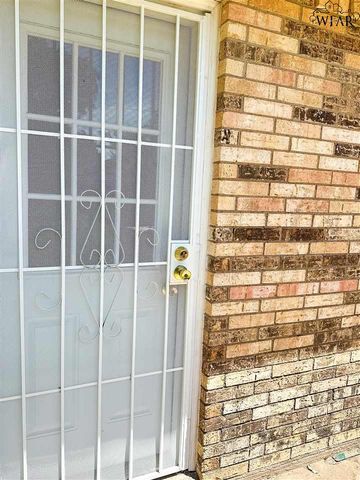 1634 LAS VEGAS TRAIL, Wichita Falls, TX 76306