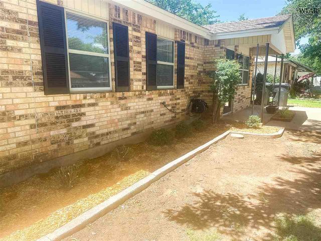 1634 LAS VEGAS TRAIL, Wichita Falls, TX 76306