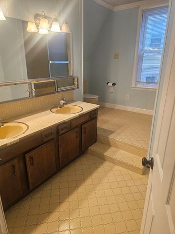 130 Winter Street, Fall River, MA 02720