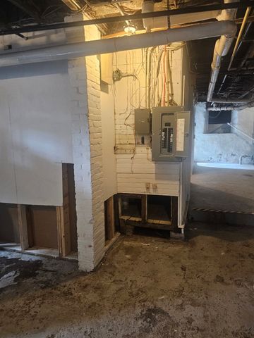 130 Winter Street, Fall River, MA 02720