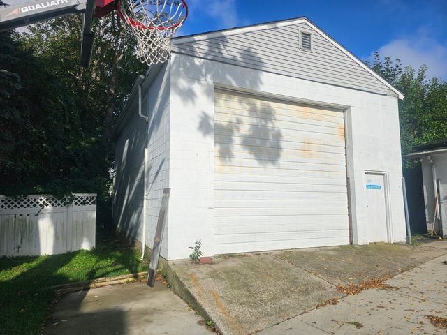 130 Winter Street, Fall River, MA 02720