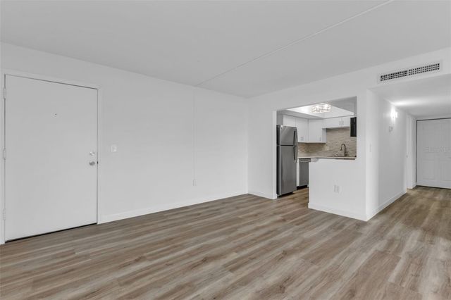 2290 AARON STREET 109, Port Charlotte, FL 33952