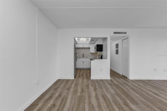 2290 AARON STREET 109, Port Charlotte, FL 33952