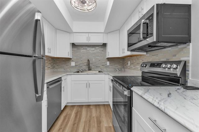 2290 AARON STREET 109, Port Charlotte, FL 33952