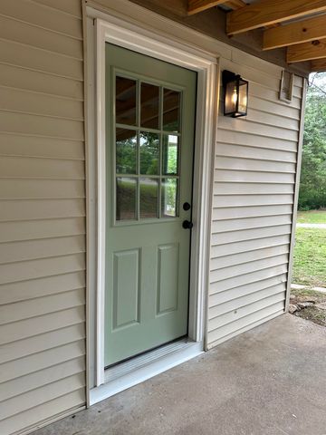 147 WESTWOOD CIR, Selmer, TN 38375