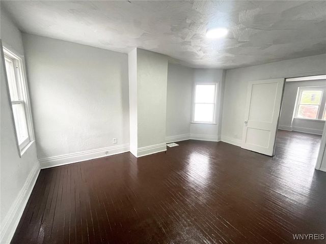 26 York Street, Buffalo, NY 14213