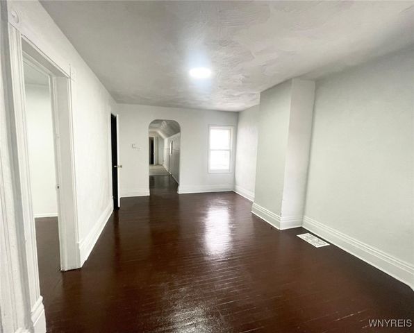 26 York Street, Buffalo, NY 14213