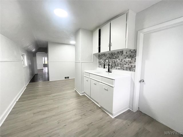 26 York Street, Buffalo, NY 14213