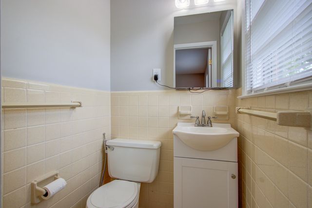 1502 Woodcrest Avenue, Charleston, SC 29407
