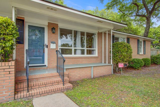 1502 Woodcrest Avenue, Charleston, SC 29407