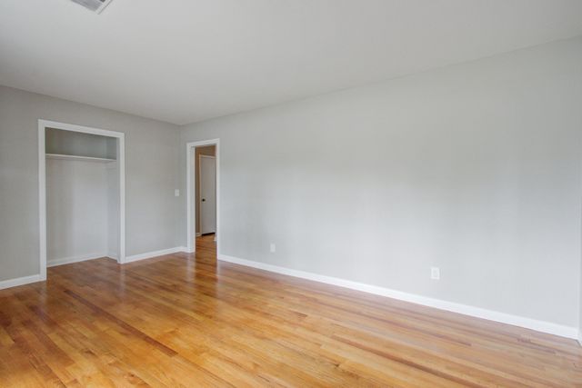 1502 Woodcrest Avenue, Charleston, SC 29407