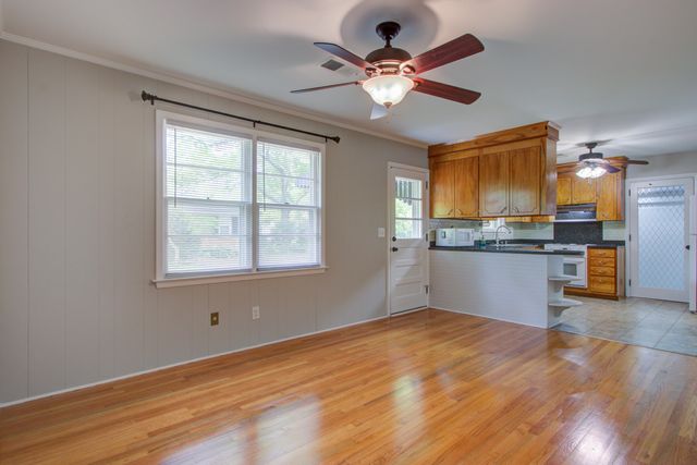 1502 Woodcrest Avenue, Charleston, SC 29407